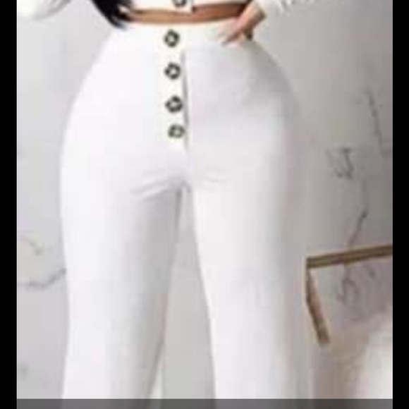 Clothes - Picture 3 of 14